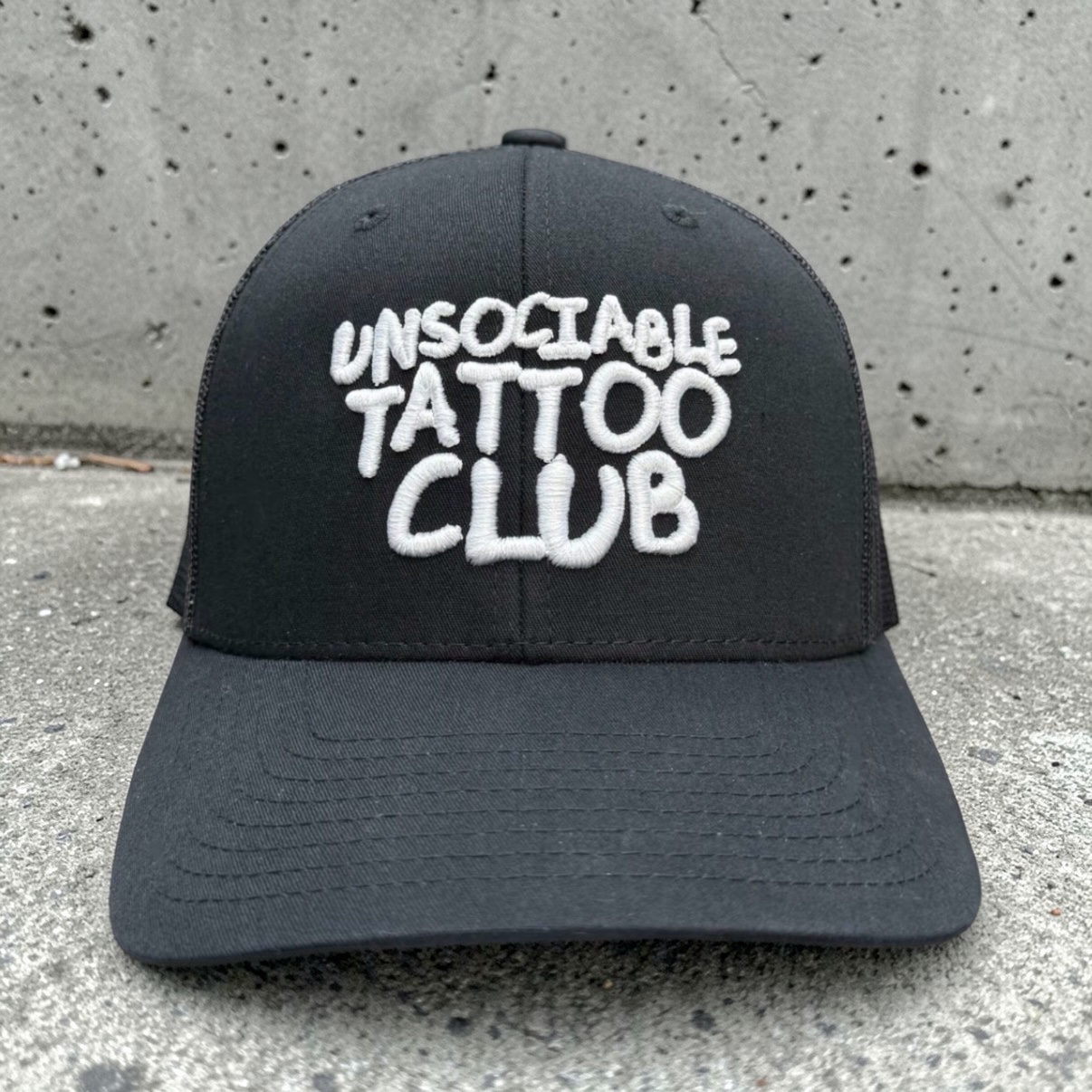 Trucker Cap — Black / White
